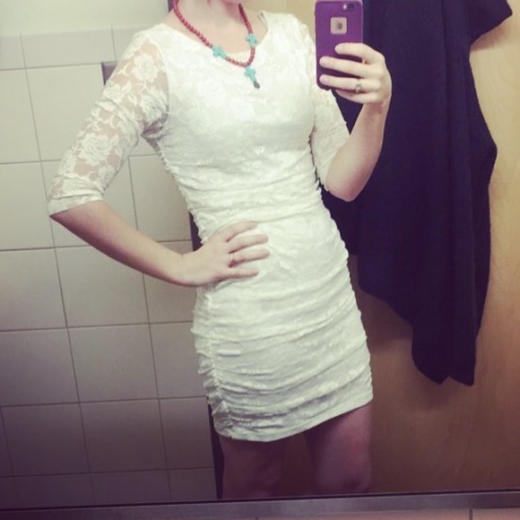 White Lace Dress - Picture 4 of 4